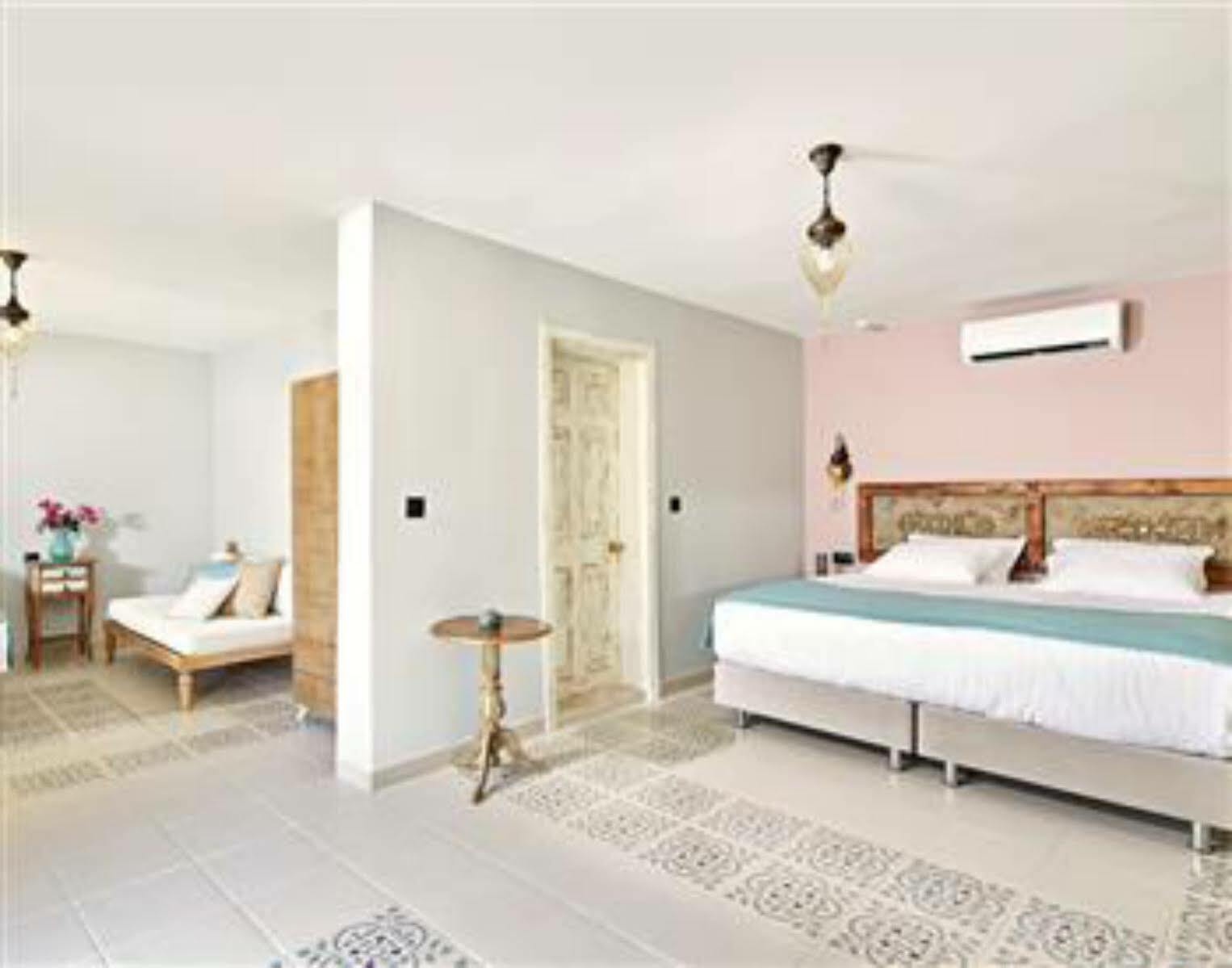 Fi Light Solto Boutique Beach Hotel السليمية المظهر الخارجي الصورة